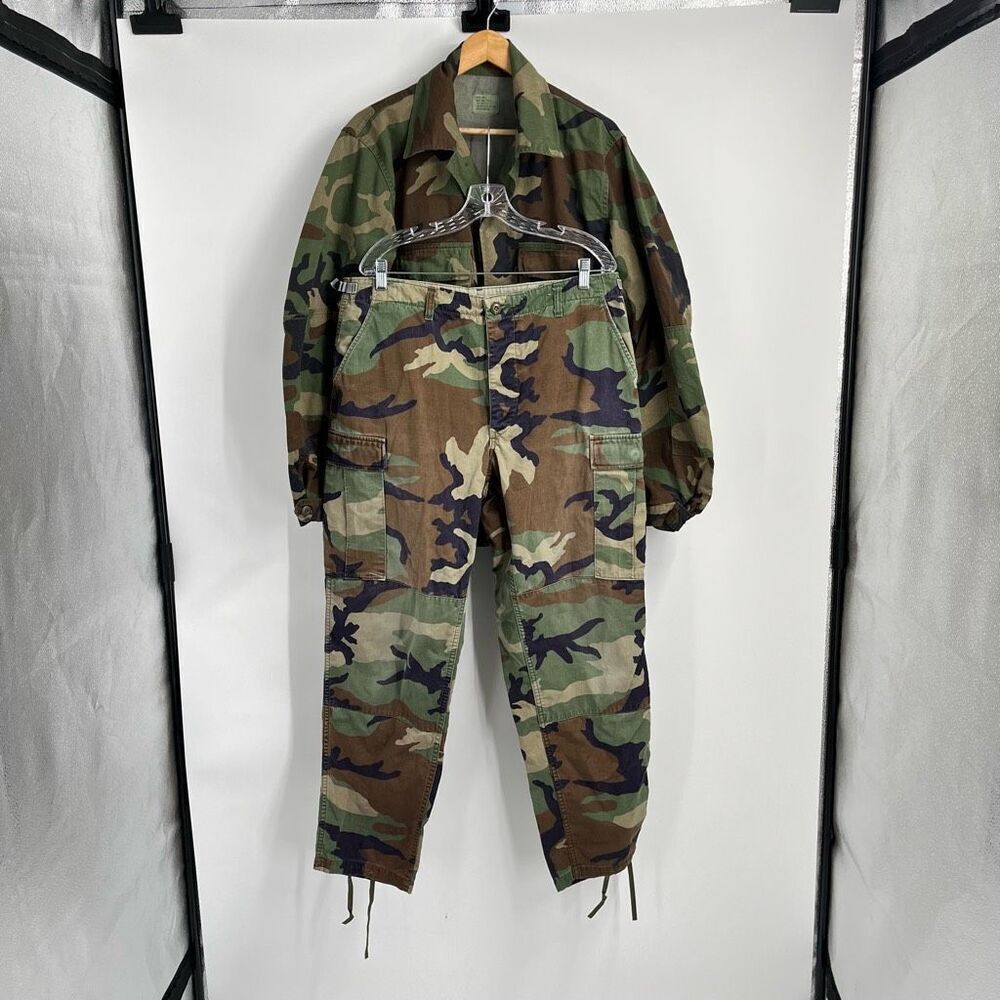 Custodia Doppia MOLLE Woodland Camo Per Caricatori 5.56 – Militare USA, Due Tasche